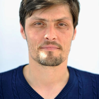 SE